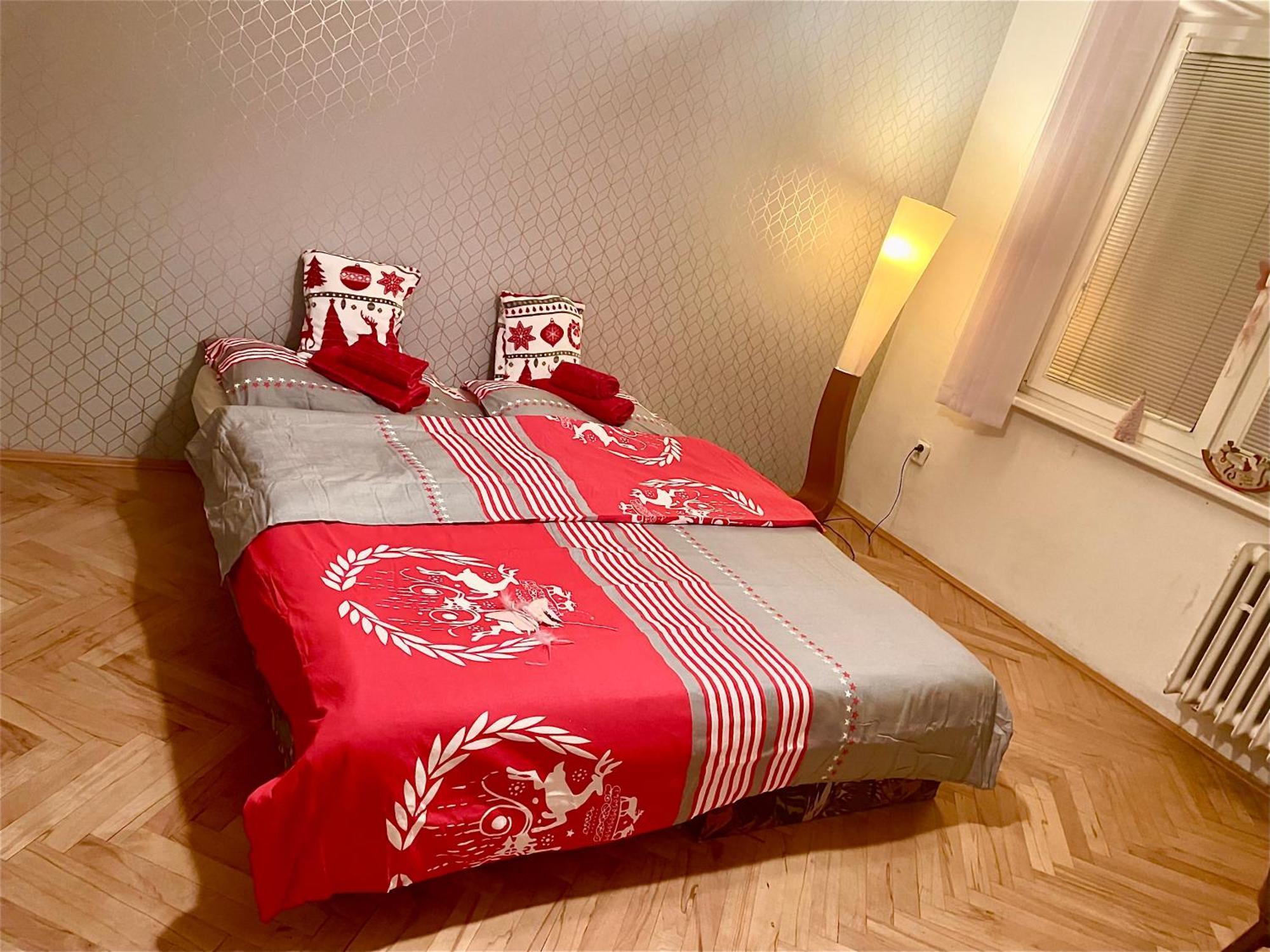 2,5 Izbovy Apartman V Ruzinove S Parkovanim Zdarma براتسيلافا المظهر الخارجي الصورة